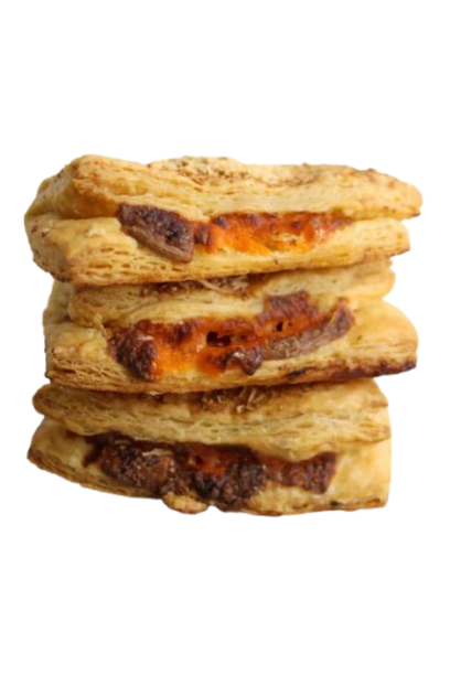 Pastel de salami, pimenton y queso